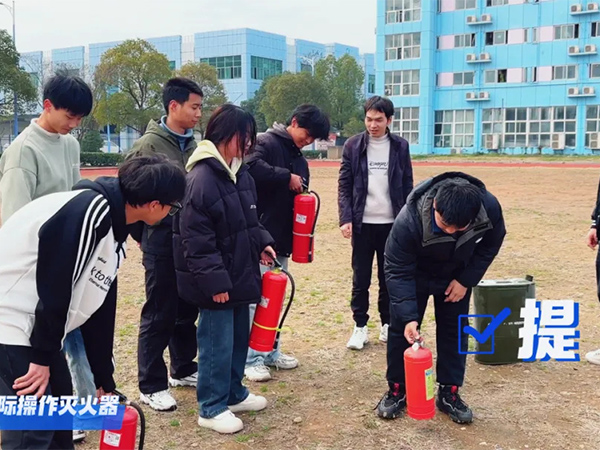 【强化应急疏散演练 | 共筑校园安全屏障】九江华东电子信息学校开展应急疏散演练